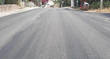 Bodrum’da Altyapısı Tamamlanan Yerlerde Asfalt Çalışması Sürüyor