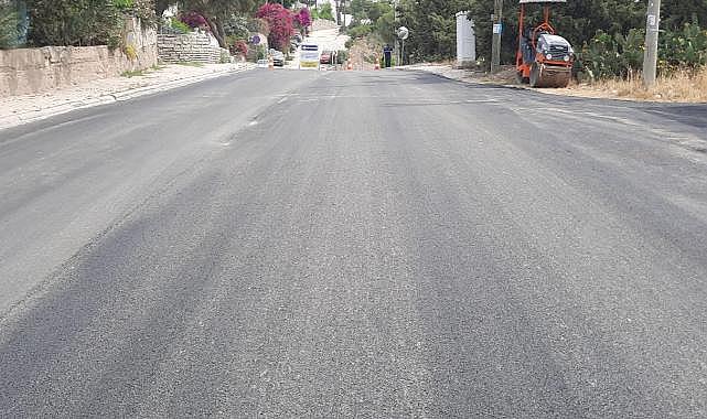 Bodrum’da Altyapısı Tamamlanan Yerlerde Asfalt Çalışması Sürüyor