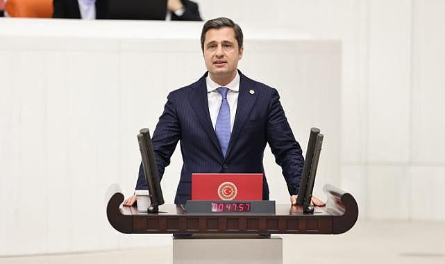 CHP'li Deniz Yücel'den RTÜK Kararlarına Tepki