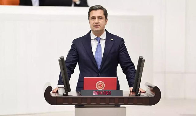 CHP'li Yücel'den 'manevi danışman' çıkışı!