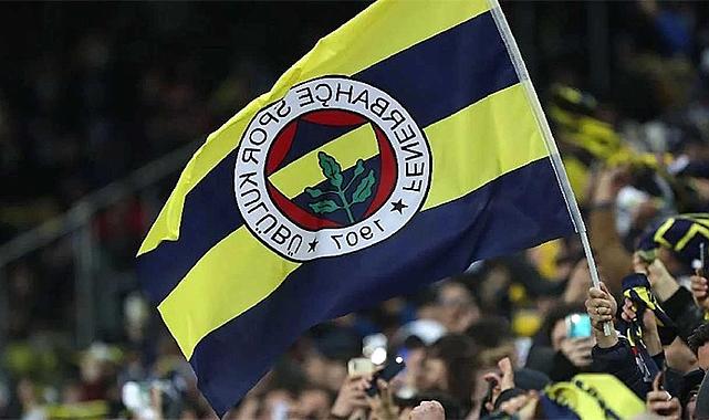 Fenerbahçe'den bomba transfer! Yıldız oyuncu Türkiye'ye geldi!