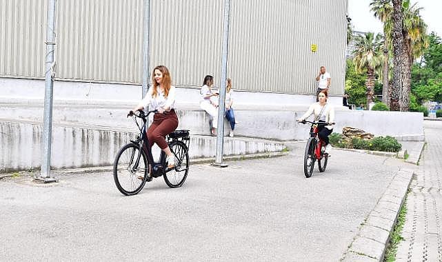 İzmir'de bisikletli kullanımı yaygınlaşıyor