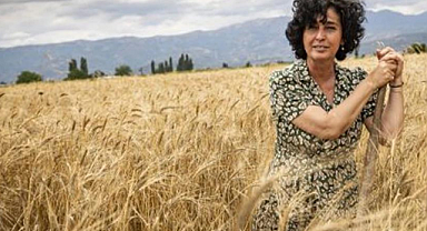 Karsu'nun TEV konserini Neptün Soyer sunacak