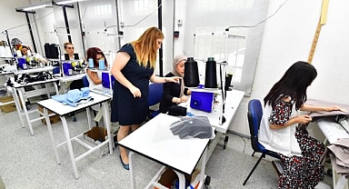 Altın İğne Projesi'yle kadınlar iş hayatına emin adım atıyor
