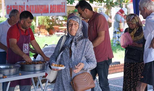 Aydın Büyükşehir Belediyesi&#039;nden yavru vatana saygı duruşu