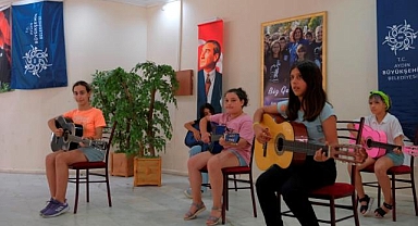 Aydın Büyükşehir Belediyesi'nin yaz kurslarına yoğun ilgi