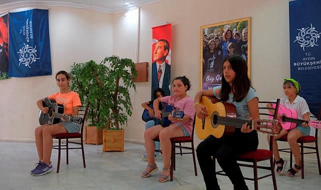 Aydın Büyükşehir Belediyesi&#039;nin yaz kurslarına yoğun ilgi