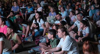 Aydın Tekstil Park'ta Sinema Geceleri Başladı