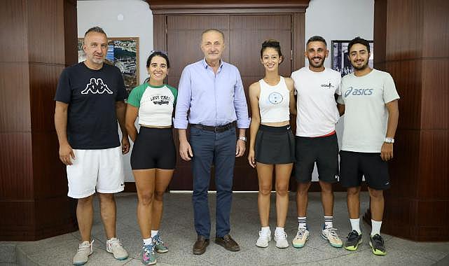 Başarılı sporculardan Başkan Atabay'a ziyaret