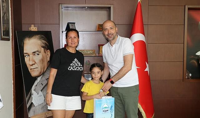 Başkan Arıkan, minik jimnastikçi Asel Kumsal&#039;ın başarısını unutmadı