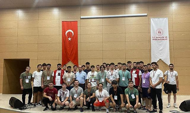 Bilecikli gençlere, Aydın'da farkındalık semineri