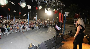 Büyükşehir ile yaz konseri coşkusu Akvadi'de