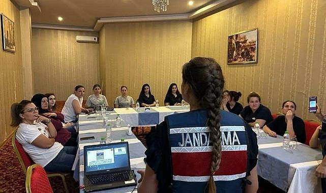 Çineli kadınlar 'şiddete' karşı bilgilendirildi