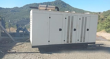Datça'da Elektrik Kesildi, Büyükşehir İçme Suyu İçin Jeneratör Gönderdi