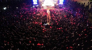Denizli'de Yatağan Festivaline ünlü akını