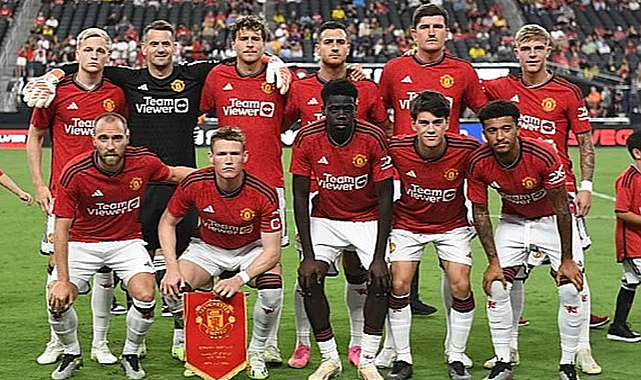 Manchester United ile Adidas arasında 1 milyar euroluk dev anlaşma