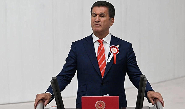 Mustafa Sarıgül&#039;e Meclis&#039;te yumruklu saldırı!