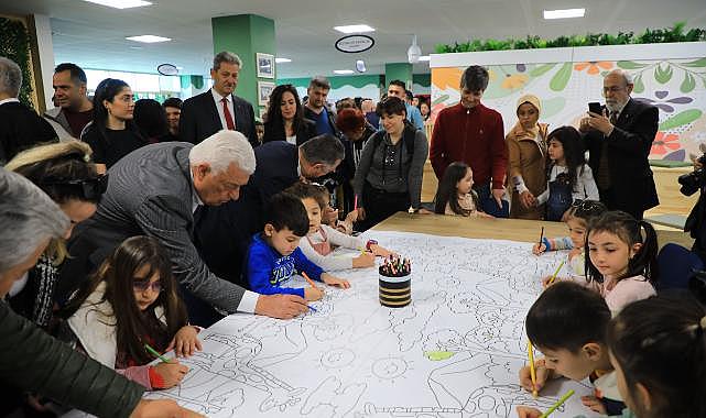 Oyuncak Kütüphanesi miniklerin eğlence ve eğitim merkezi