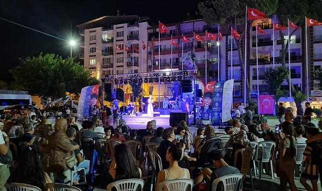 Sanatın ritmi İncirliova'da attı