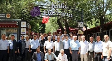 Zeybek Başkan muhtarlarla istişare toplantısı yaptı