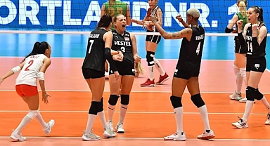 A Milli Kadın Voleybol Takımı, Azerbaycan'a set vermedi