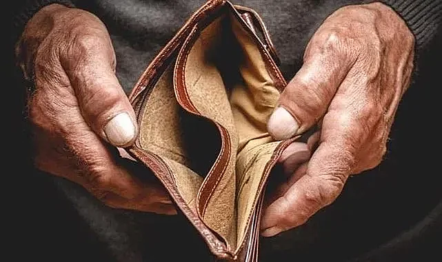 Açlık sınırı 11 bin 525 TL&#039;ye yükselerek asgari ücreti geçti