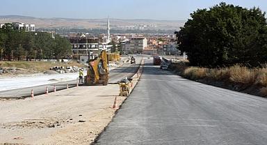 Ali Candan Caddesi'nde asfalt mesaisi