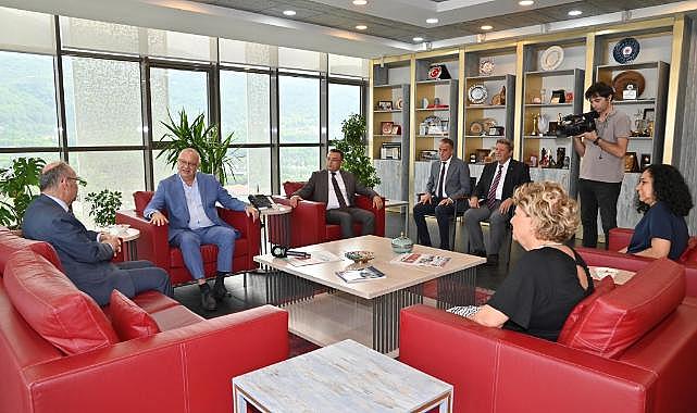 Ali Karadeniz&#039;den Başkan Ergün&#039;e Veda Ziyareti