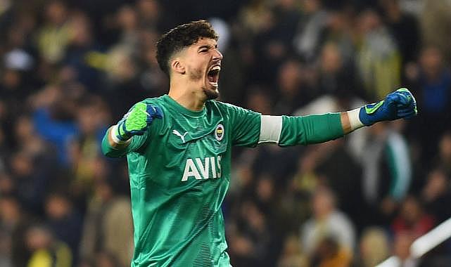 Altay Bayındır'dan veda!
