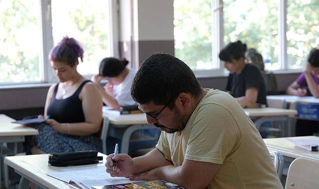 Aydın Büyükşehir Belediye'si KPSS'ye hazırlanacaklar için eğitim desteği verecek