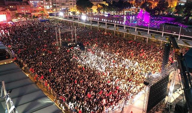 Aydın Büyükşehir Belediyesi&#039;nden Çeştepe&#039;de muhteşem konser