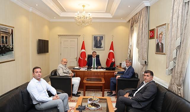 Başkan Oktay&#039;dan 3 Makam&#039;a ziyaret