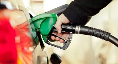Benzine yine zam geliyor!