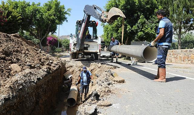 Bodrum&#039;da DSİ Hattı Yine Patladı, MUSKİ Açıklama Yaptı