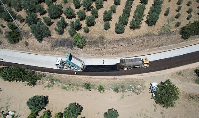 Büyükşehir, 500 kilometrelik yol ağını asfaltladı