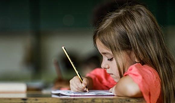 Büyükşehirden Öğrenciler İçin Eğitim Yardımları