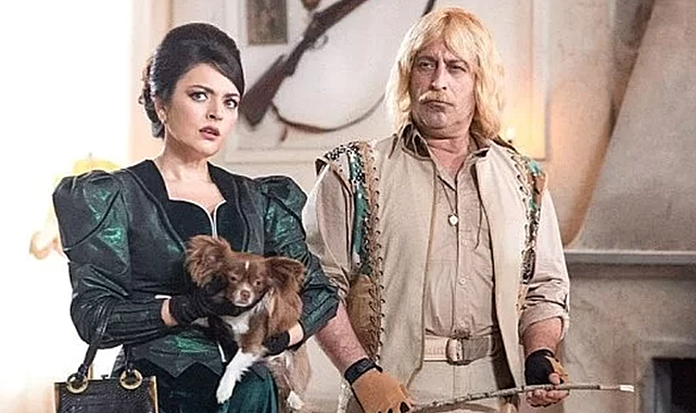 Cem Yılmaz, Ezgi Mola'yı Instagram'da takipten çıkardı