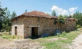 Denizli&#039;de 61 yıllık taş bina turizme kazandırılıyor