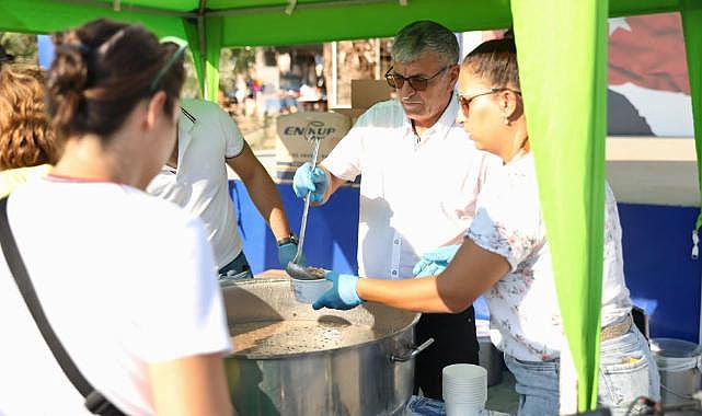 Didim Belediyesi'nden Akbük'te aşure hayrı