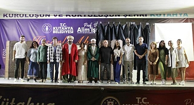 'Düşlerim Var Gelecekte' oyunu sahnelendi