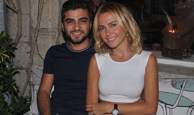 Ece Erken eski eşinin mesajına çok sinirlendi