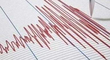 Ege Denizi'nde korkutan deprem!