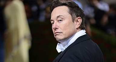 Elon Musk'ın babası Errol Musk, kafes dövüşü hakkında konuştu: