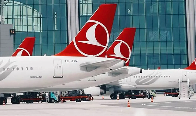 Etna Yanardağı patladı! THY seferleri durdurdu