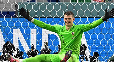 Fenerbahçe'nin yeni transferi Dominik Livakovic İstanbul'da