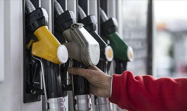 İndirim sevinci kısa sürdü: Motorin fiyatlarına dev zam yolda!