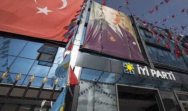 İYİ Parti'den 'İzmir' iddiasına yanıt: CHP ile görüştü mü?