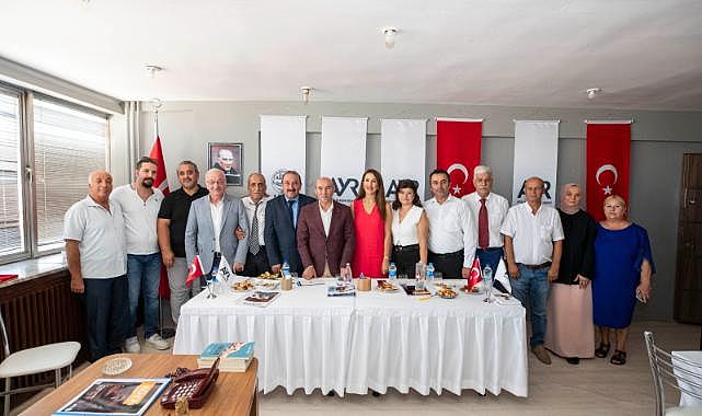 İzmir'i tekrar bir dünya kenti yapmak için daha çok projemiz var