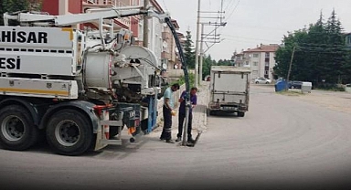 Kanalizasyon ve yağmur suyu hatları temizleniyor