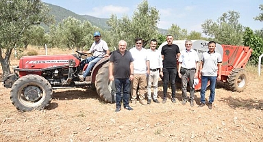 Kırkağaç'ta taşlı araziler tarlaya dönüyor